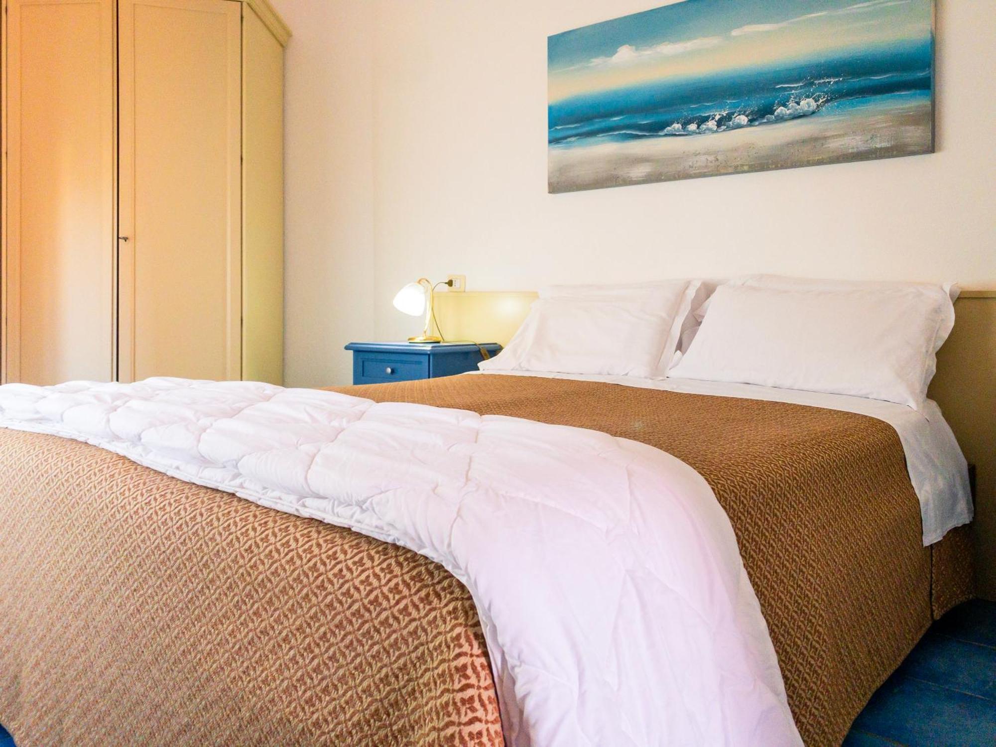 פוסאדה Hotel Donatella מראה חיצוני תמונה